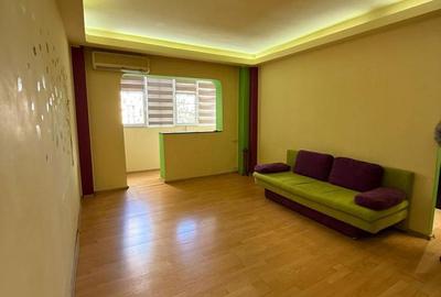 Apartament cu 2 camere semidecomandat, mobilat în Obor