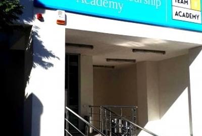 Birou, de 1,907 mp, în Armeneasca - 3