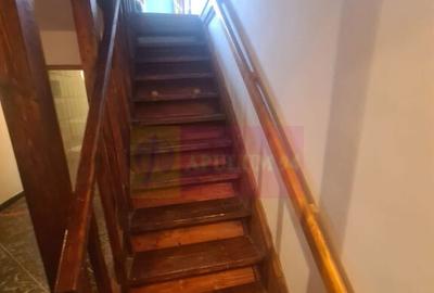 Vila de vanzare cu 5 camere in Busteni - 13