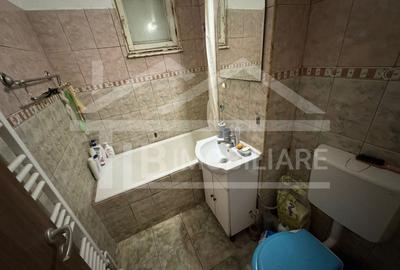 Apartament cu 3 camere semidecomandat în Dâmbu Pietros - 10