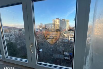 Apartament cu 3 camere decomandat în Delfinariu - 11