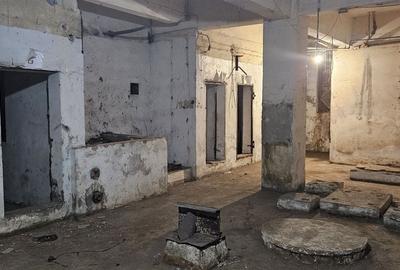 Drumul intre Tarlale spatiu 700 mp - 2