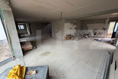 Casă cu 7 camere cu Teren 950 Mp în Central - 15