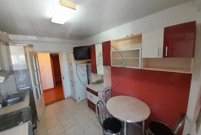 Apartament 4 camere,etajul 2,zona Petru Rares - 4