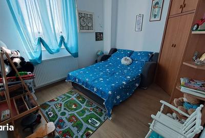 Apartament cu 4 camere decomandat în Gării - 2