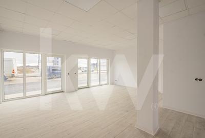 Spatiu finisat, 2 intrari, parcare – Doamna Stanca–Dedeman, disponibil acum - 2