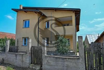 Casa cu 4 camere de vanzare | Loloiasca - Prahova | Comision 0% Casa cu 4 camere de vanzare | Loloiasca - Prahova | Comision 0% - 1