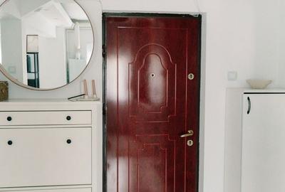 Apartament cu 3 camere decomandat în 9 Mai - 2