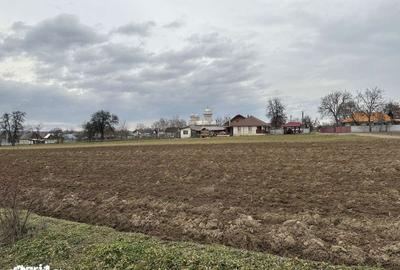Teren de 27 mp, în Mitocu Dragomirnei - 10