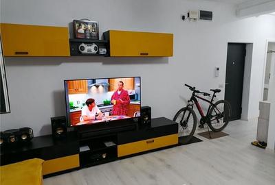 Decomandat. Bloc Nou. 2 Locuri de parcare - 1