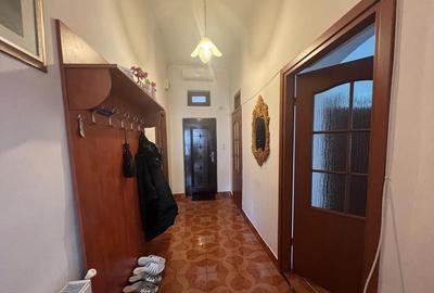 Inchiriez apartament 3 camere zona Boul Rosu - ID : RH-41310-property - 6