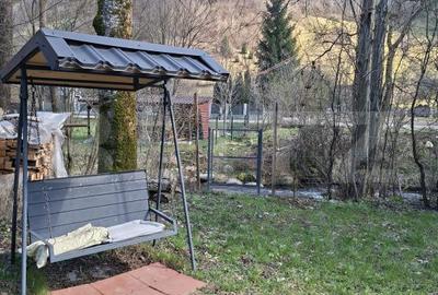 Casă cu 4 camere cu Teren 768 Mp în Râșca - 2