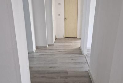 Apartament cu 2 camere decomandat în Gura Văii - 6