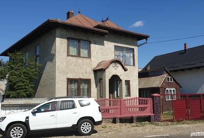 Casă cu Teren 2500 Mp în Central - 10