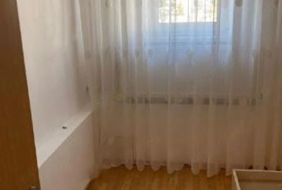 Apartament cu 3 camere semidecomandat, mobilat în Titan - 2