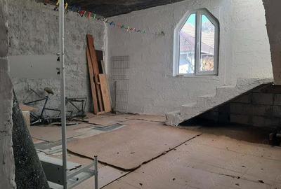 Exclusivitate!!! Navodari, vand Casa P+1etaj zona centru - 3