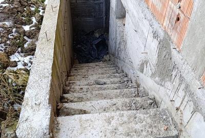 Casa la rosu, Tupilati - 13