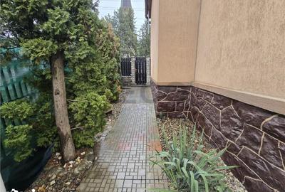 Casă cu 3 camere cu Teren 400 Mp în Central - 6