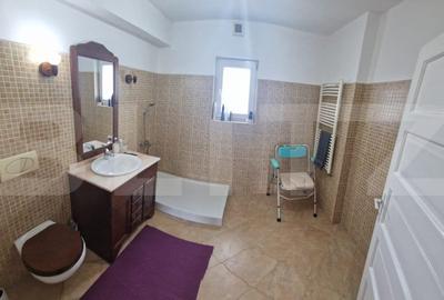 Casa cu 2 unitati locative, 180 mp, teren 1200 mp, dambul rotund - 7