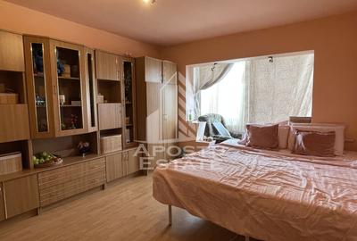 Apartament cu o camera Intrarea Peru Steaua etaj 2 - 1