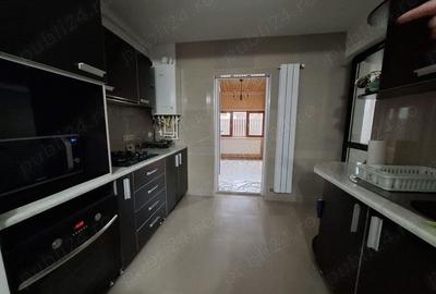 Str. Victoriei (tronson Marul de Aur Valea Borcutului)-ap. 2 camere, cu gradina, in bloc tip vila - 14