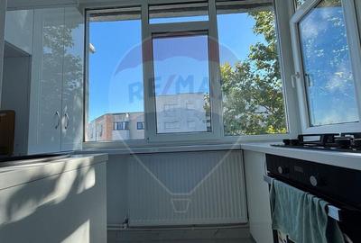 Apartament cu 3 camere de inchiriat in Faleza Nord-Constanta - 5