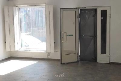 Spațiu comercial, de 75 mp, în Traian - 1