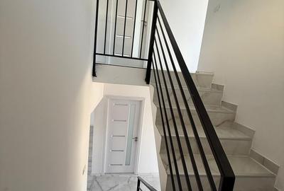 Casă cu 5 camere cu Teren 304 Mp în Măgurele - 3