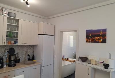 Apartament cu 2 camere semidecomandat, mobilat în Chinteni - 5