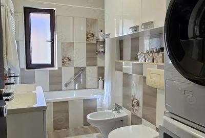 Proprietar, vand apartament 3 camere Ghiroda - 2