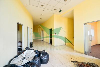 Spațiu comercial, de 731 mp, în Ultracentral - 7