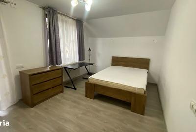 Casă cu 5 camere decomandat cu Canalizare în Zorilor - 9