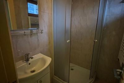 Spațiu comercial, de 600 mp, în Tineretului - 15