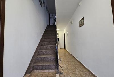 Casă individuală cu 12 camere cu Canalizare în Central - 15