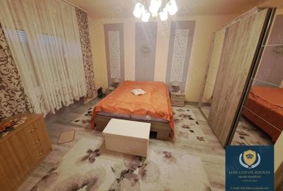 Casă cu 3 camere cu Teren 870 Mp în Văliug - 2