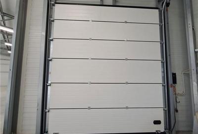 Spațiu comercial, de 720 mp, în Central - 9