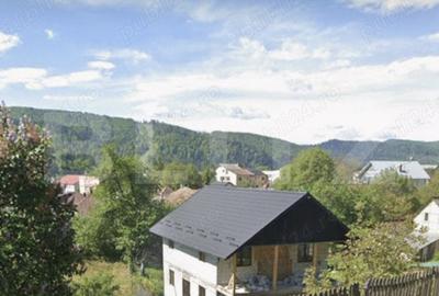 Casă cu 5 camere cu Teren 600 Mp în Central - 3