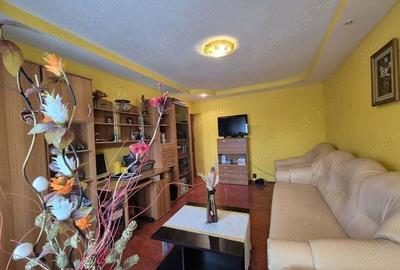 Apartament 2 camere, Rovinari, strada 22 Decembrie 1989 Apartament 2 camere, Rovinari, strada 22 Decembrie 1989 - 2