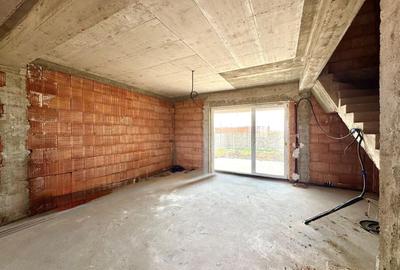 Super pret - Duplex cu 4 camere - teren generos  |Sǎcǎlaz| - 2