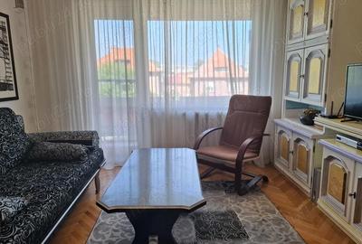 Apartament cu 3 camere semidecomandat în Take Ionescu