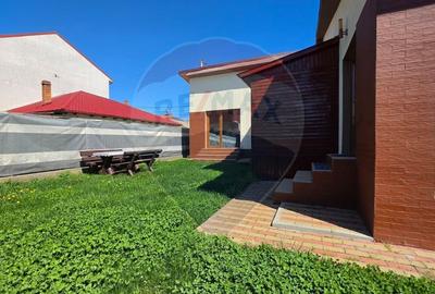 Casă cu 3 camere cu Teren 303 Mp în Central - 21