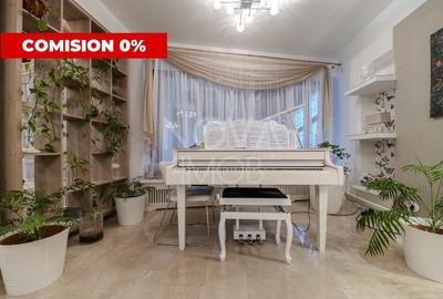 Casă individuală cu 9 camere în Sub Arini