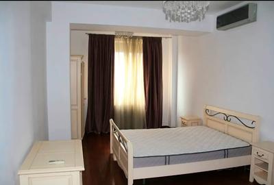Apartament superb cu 4 camere si doua locuri de parcare