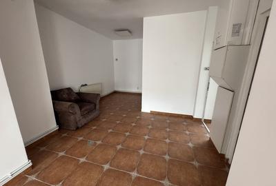 Spatiu comercial, 65 MP, Zona Fac. Litere - 2