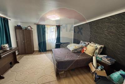 Casa / Vila cu 3 camere in Carligele - 3