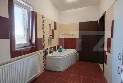 Casă cu 4 camere cu Teren 410 Mp în Chișoda - 3