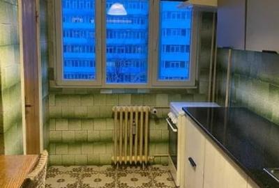 Piata Delfinului,bl.reabilitat,DECOMANDAT,Renovat,Liber - 3