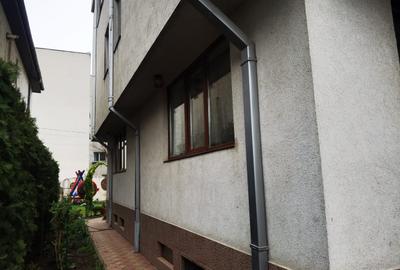 Casă individuală cu 10 camere cu Teren 360 Mp în Central - 5