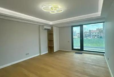 Apartament cu 2 camere decomandat în Ultracentral