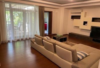 Apartament 3 camere Lux + 2 Locuri de parcare+CTP